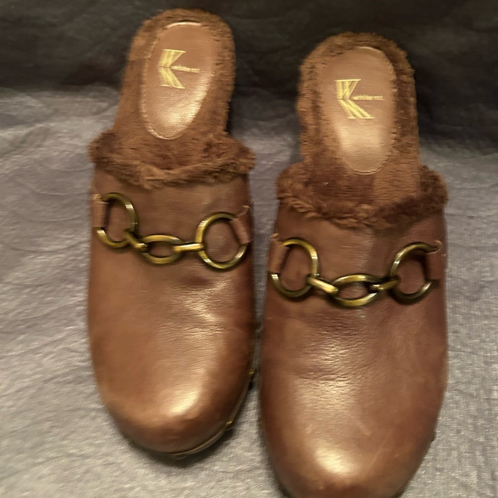 Women’s shoes
